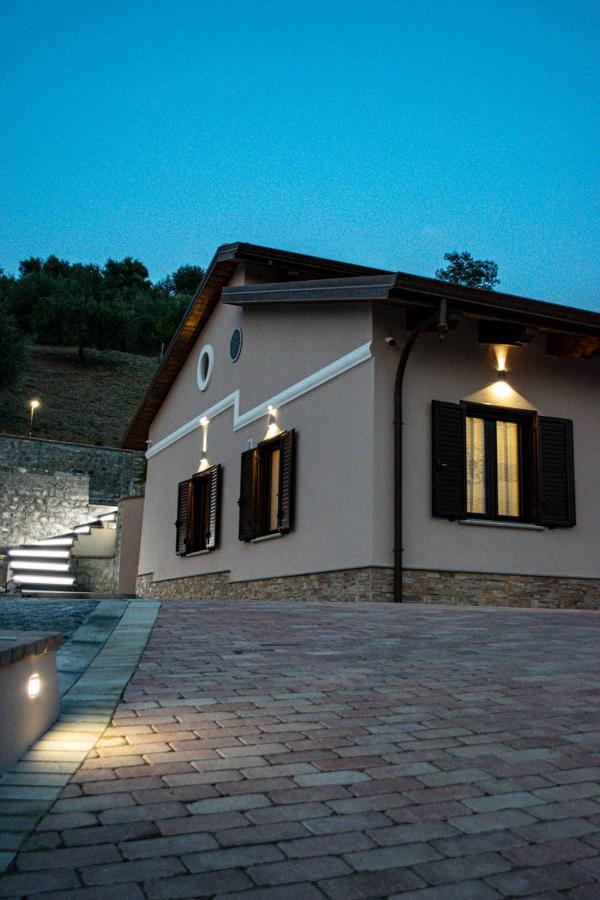 L'Antica Fontana - Casa Vacanze B&B วิจจาเนลโล ภายนอก รูปภาพ